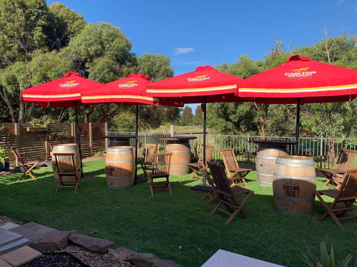 Bellum Hotel Mount Gambier Bagian luar foto