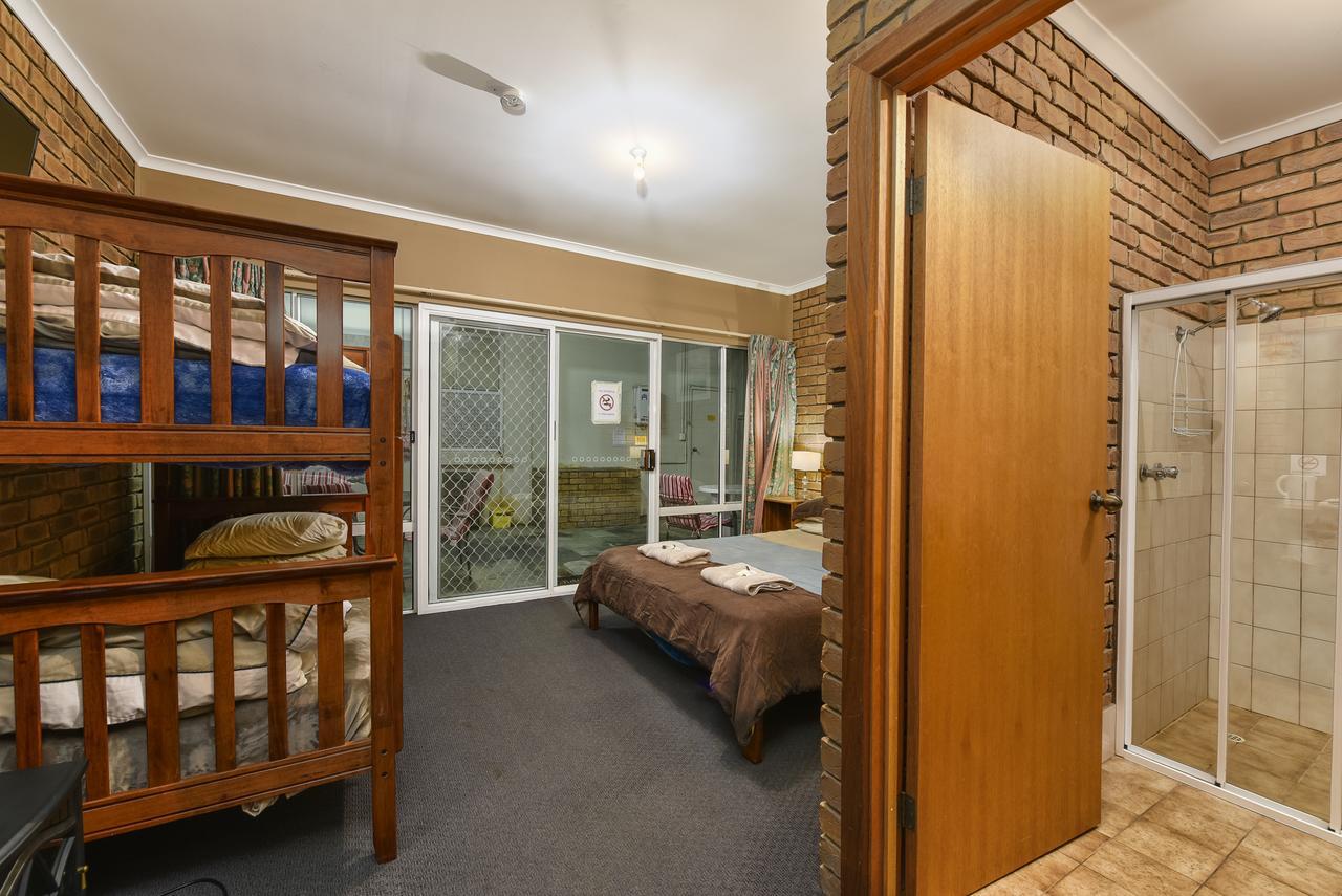 Bellum Hotel Mount Gambier Bagian luar foto